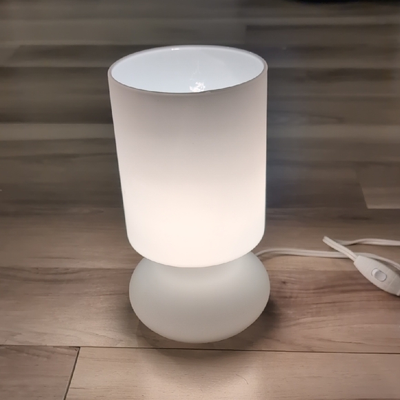 Vintage IKEA Luka White Frosted Lamp - Picture 2 of 3